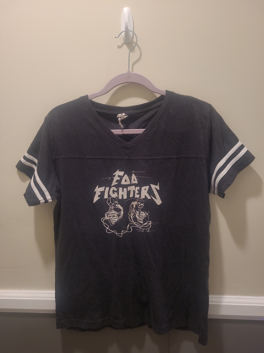 LAT Apparel Womens Large Tshirt Foo Fighters Gray S/S Raglan